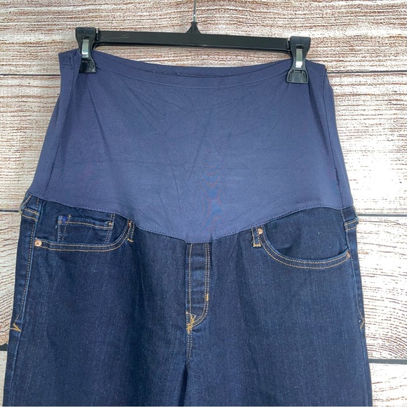 GAP Maternity Sexy Boot Jeans - Picture 3 of 6